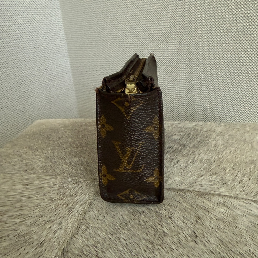 LV LOUIS VUITTON MONOGRAM POUCH POCHETTE MAKEUP TOILETRY 15 - Picture 14 of 14
